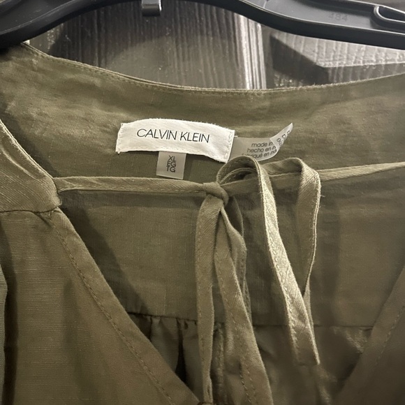 Calvin Klein Three Quarter Sleeve Top - Picture 2 of 3